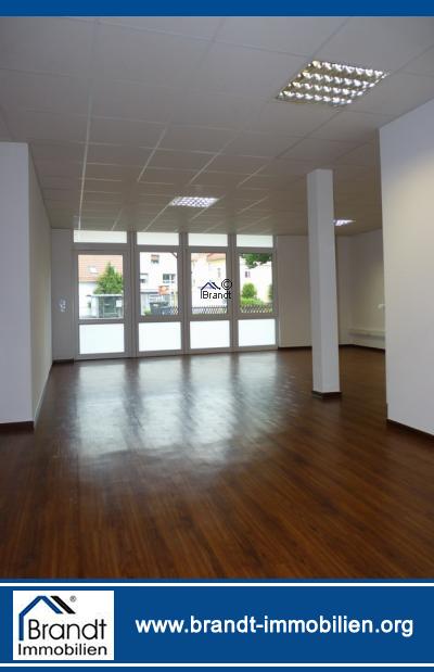 Attraktive Verkaufsfläche! Frisch renoviert! Auch für Büro geeignet!