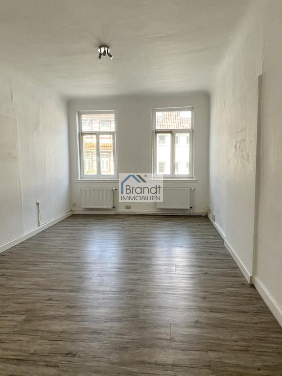 Ideal für WG! Studenten aufgepasst! Vier Zimmer-Wohnung mitten in der Göttinger Innenstadt! 