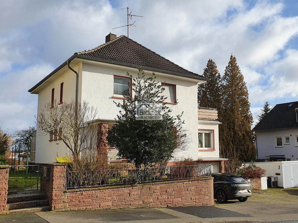 Einfamilienhaus mit Charme und Potiential