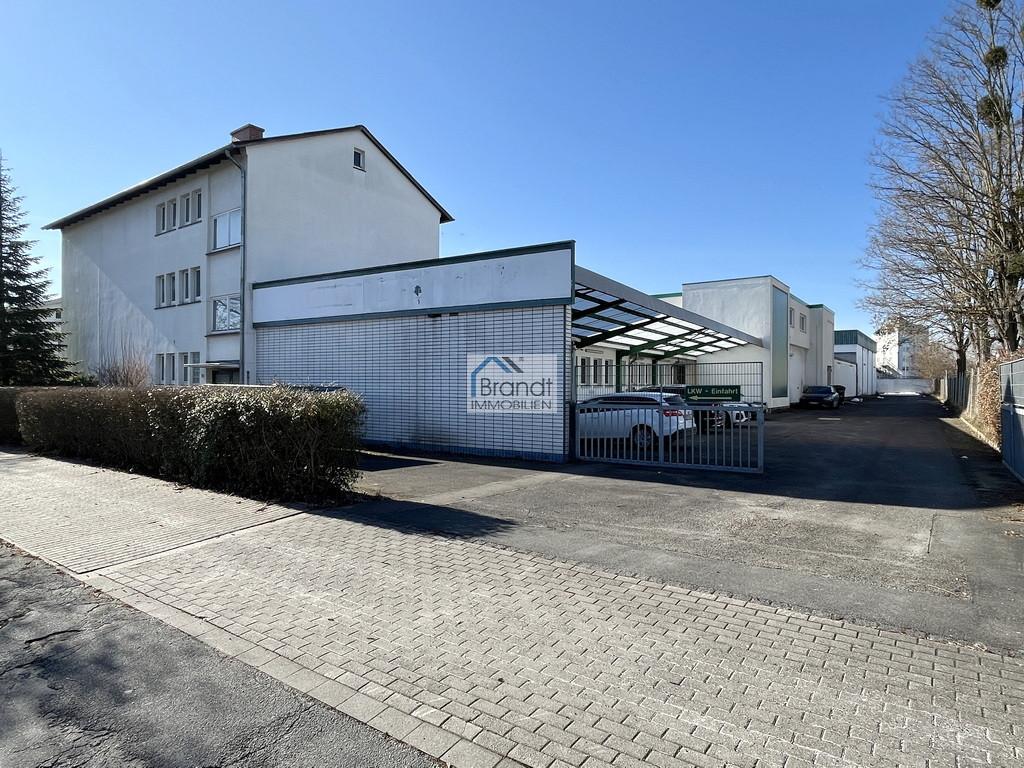 Ideale Investitionsmöglichkeit mit Lagerflächen, Büroflächen und einer Wohnimmobilie!